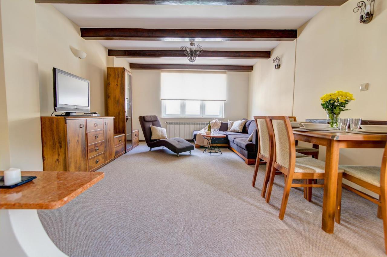 Krynica Apartamenty 100M Duzy Apartament, Salon + 3 Sypialnie Przy Deptaku Dış mekan fotoğraf
